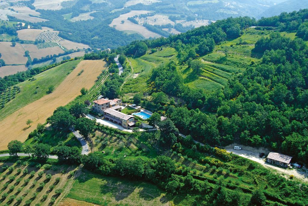 Valfabbrica Le Torracce Agriturismo Olistico酒店 外观 照片