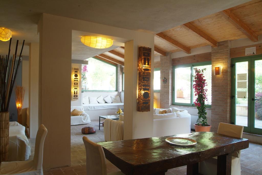 Valfabbrica Le Torracce Agriturismo Olistico酒店 外观 照片