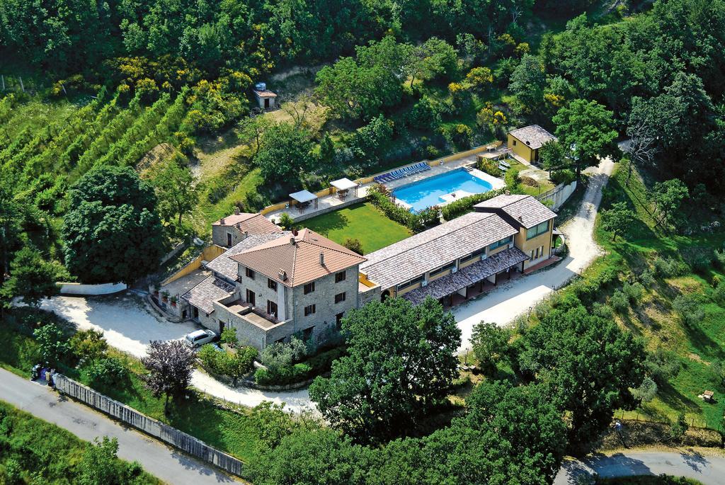 Valfabbrica Le Torracce Agriturismo Olistico酒店 外观 照片